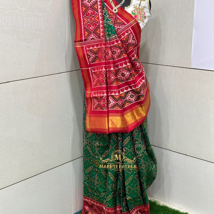FREE GIFT & RED MAROON WITH RAMA GREEN TRADITIONAL SINGLE IKKAT PATAN PATOLA SAREES