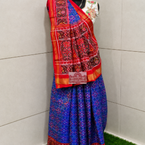 RED WITH BLUE TRDATIONAL SINGLE IKKAT PATAN PATOLA SAREE & FREE GIFT